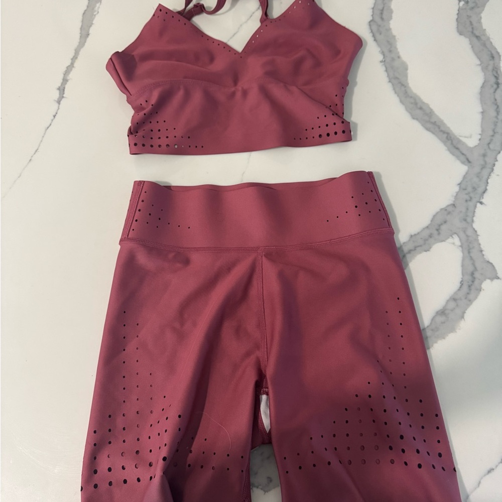 Alo pink Sports Bra and Leggings Set